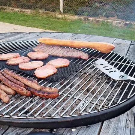 Le Cocon De Lily Semesterbostad Saint-Avit (Charente)