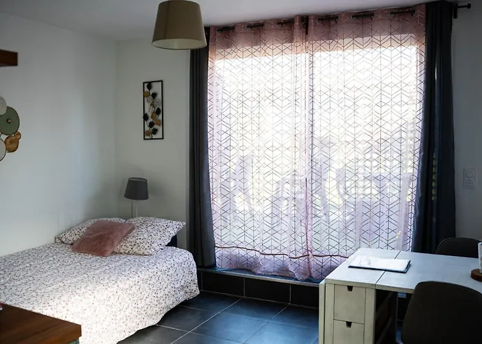 Le Cocon De Lily * Saint-Avit (Charente)